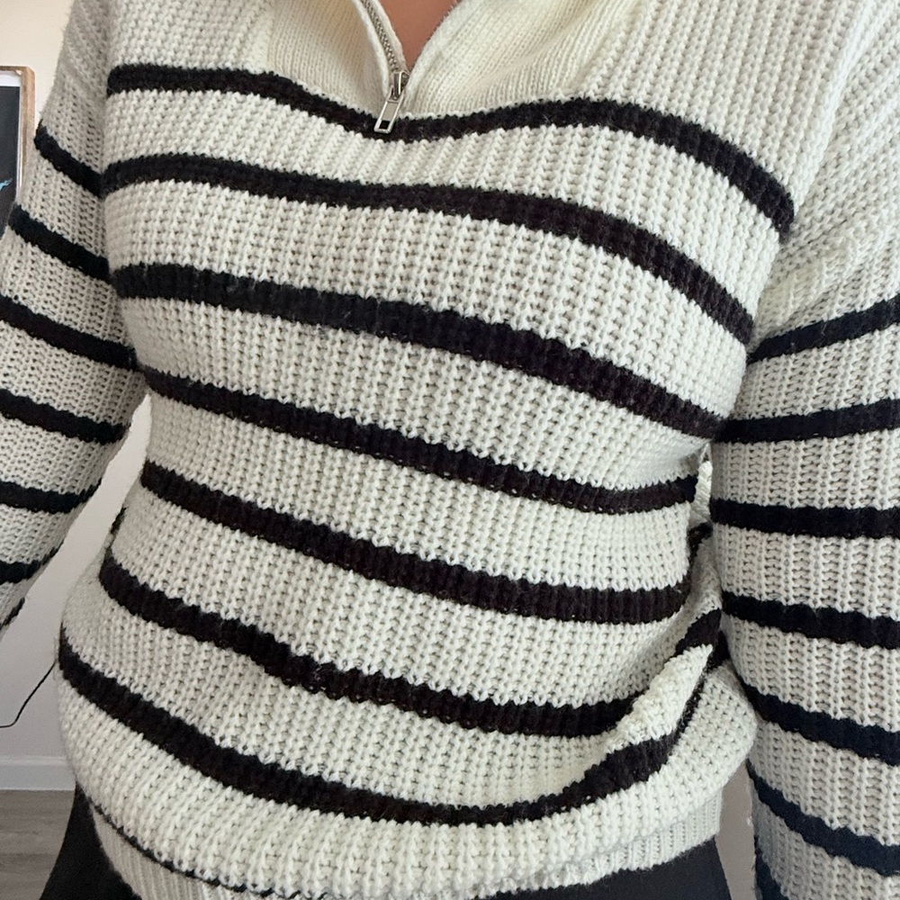 Striped Black and White Women's Sweater
